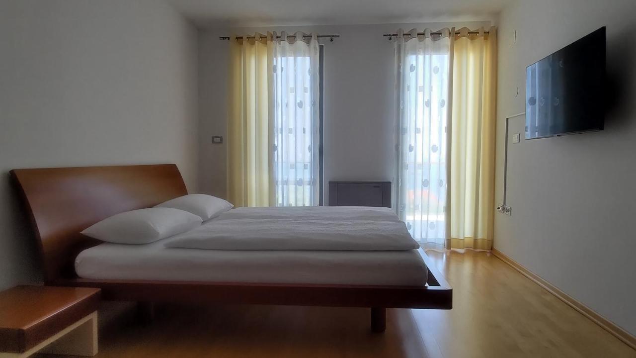 Apartmaji Palea イゾラ エクステリア 写真